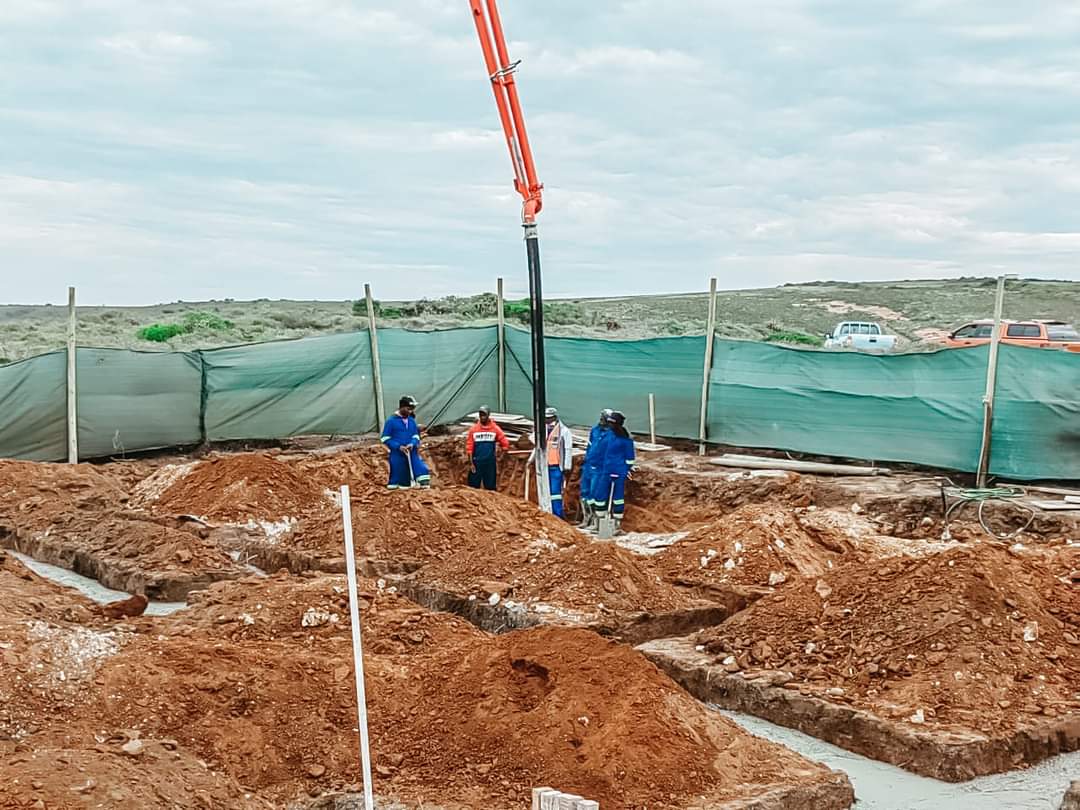 Foundation concrete pump on site